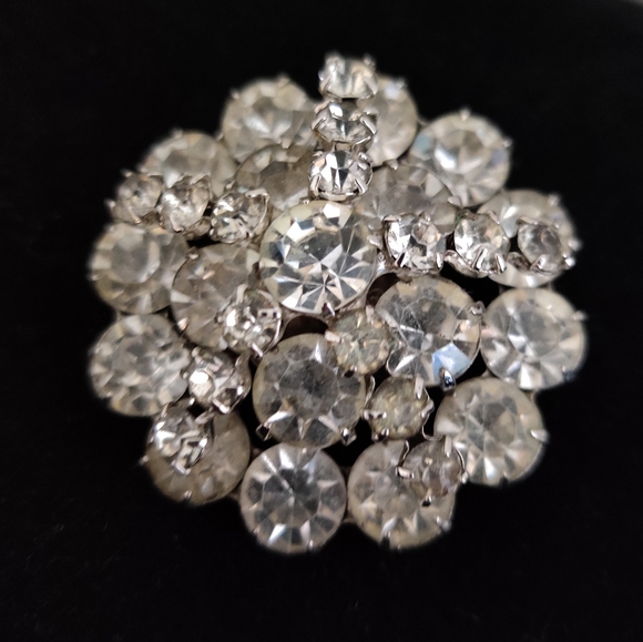 Signed Triad Austrian Crystals Domed Brooch Vintage - Picture 2 of 10